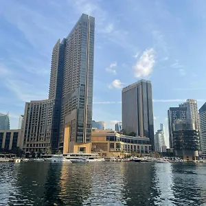 Four Stars Marina Jbr Hotel