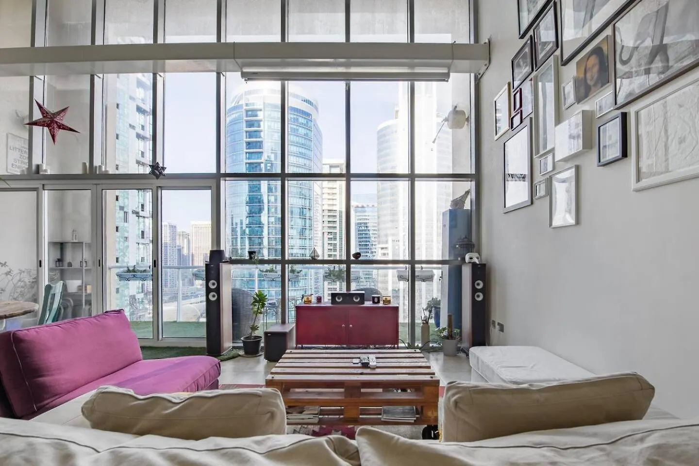 Urban Oasis Stylish Loft Abundant Natural Light Dubai